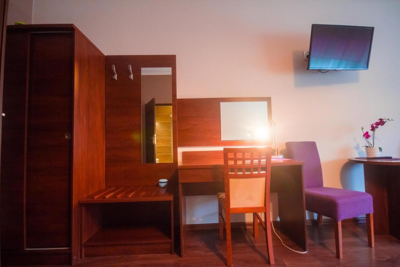 Hostel Soleil كوتنو المظهر الخارجي الصورة